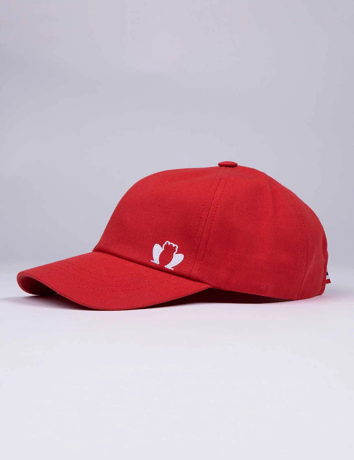 casquette-made-in-france-la-classique-rouge-2022-1_jpg.webp