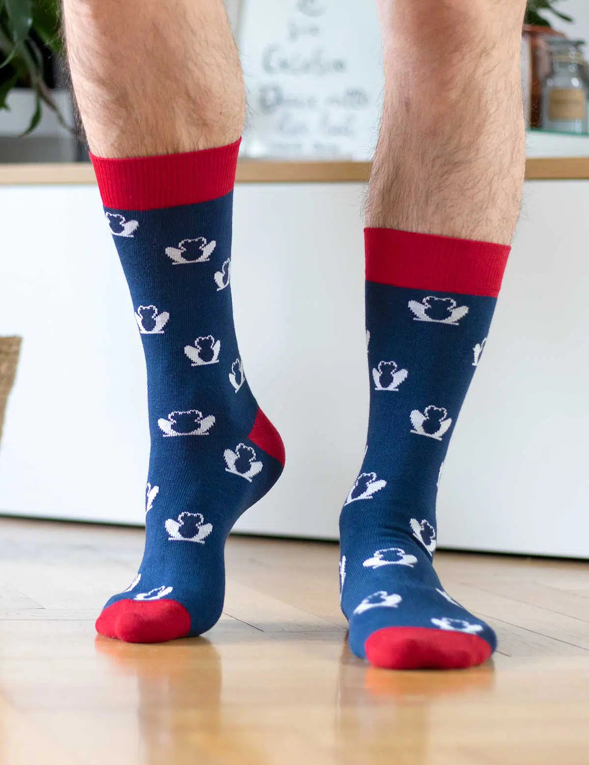 chaussettes-made-in-france-les-grenouilles-bleu-rouge.webp