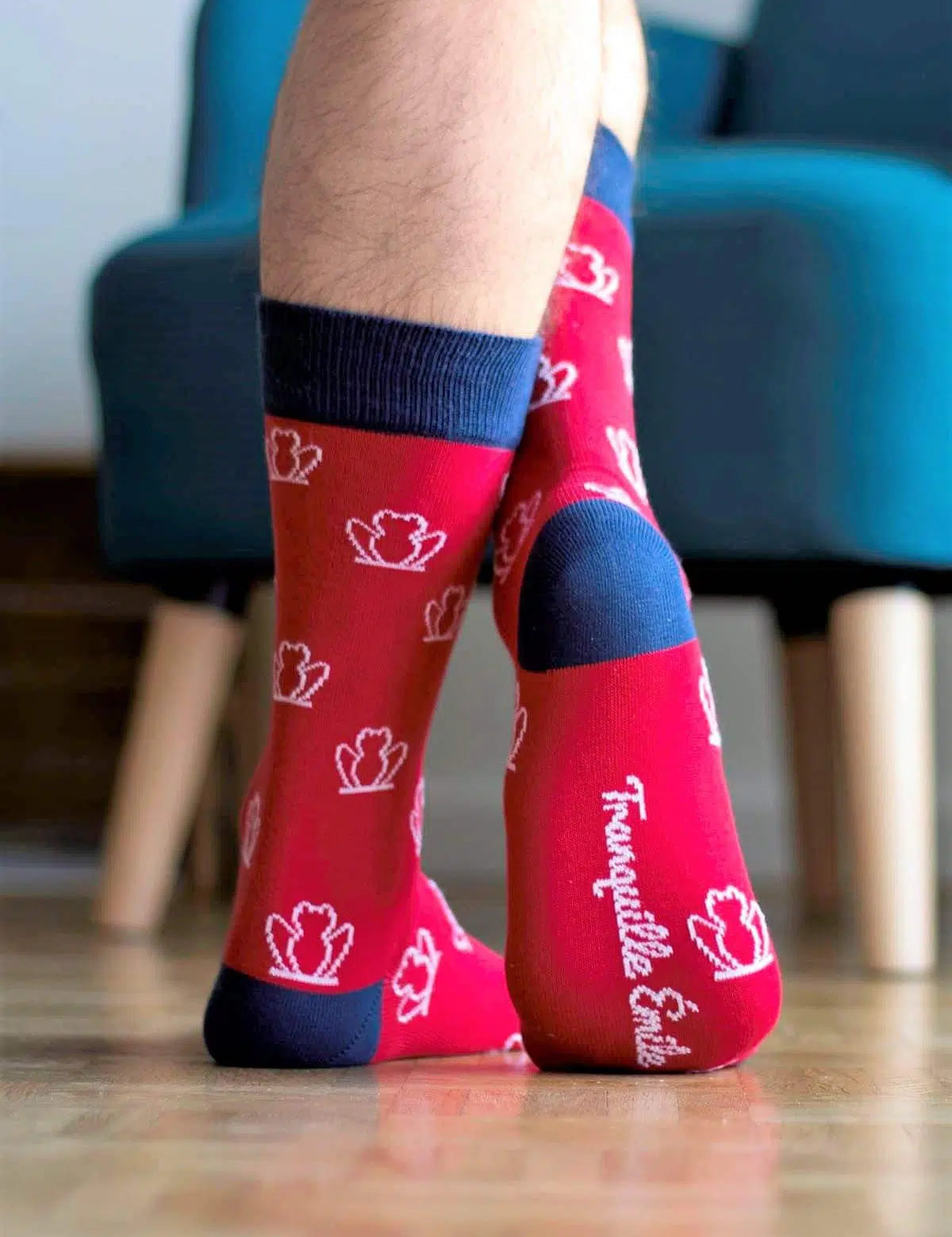 chaussettes-made-in-france-tranquille-emile-les-grenouilles-rouge.webp