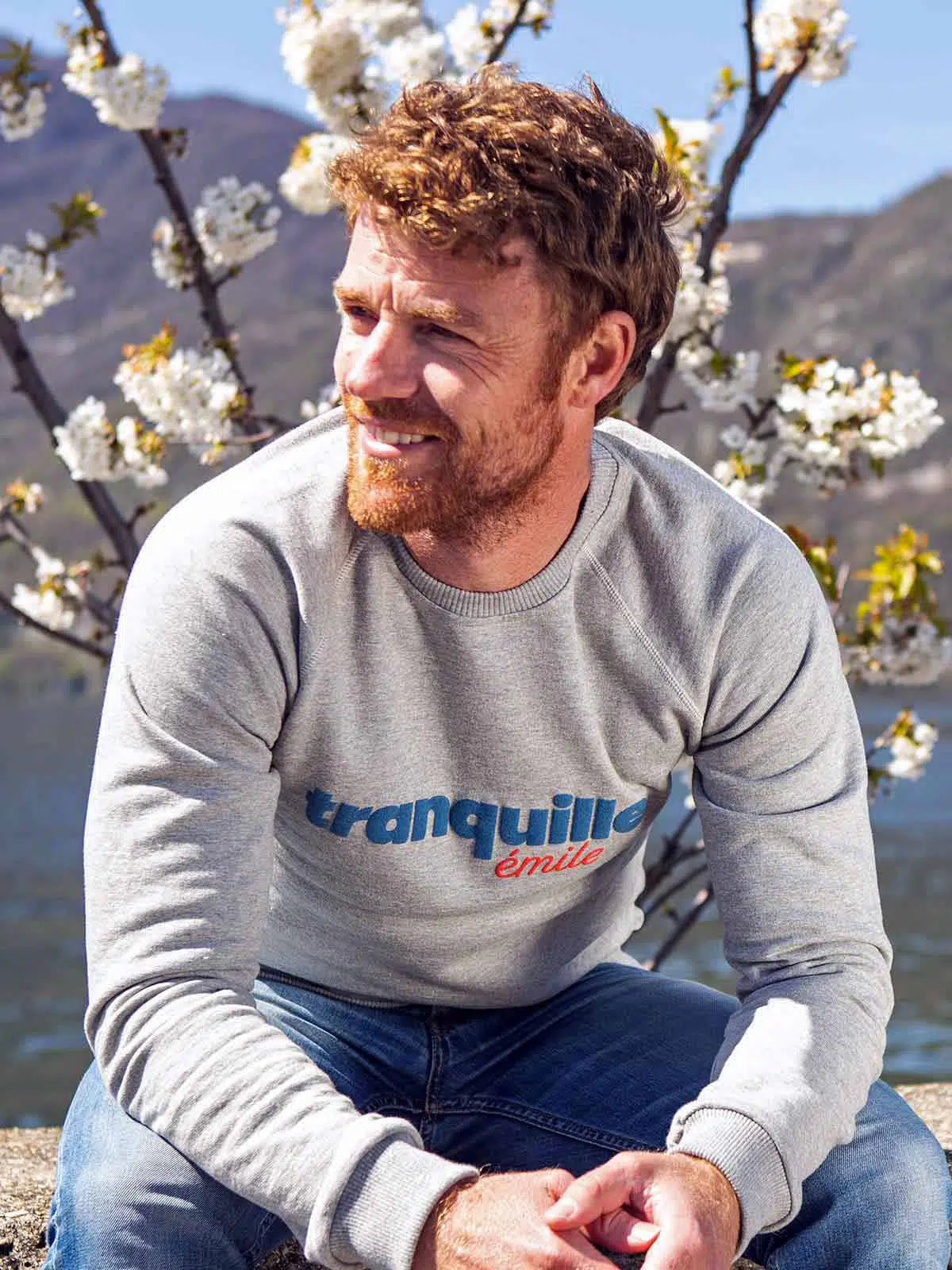 sweat-made-in-france-homme-tranquille-emile-gris-chine-5_jpg.webp