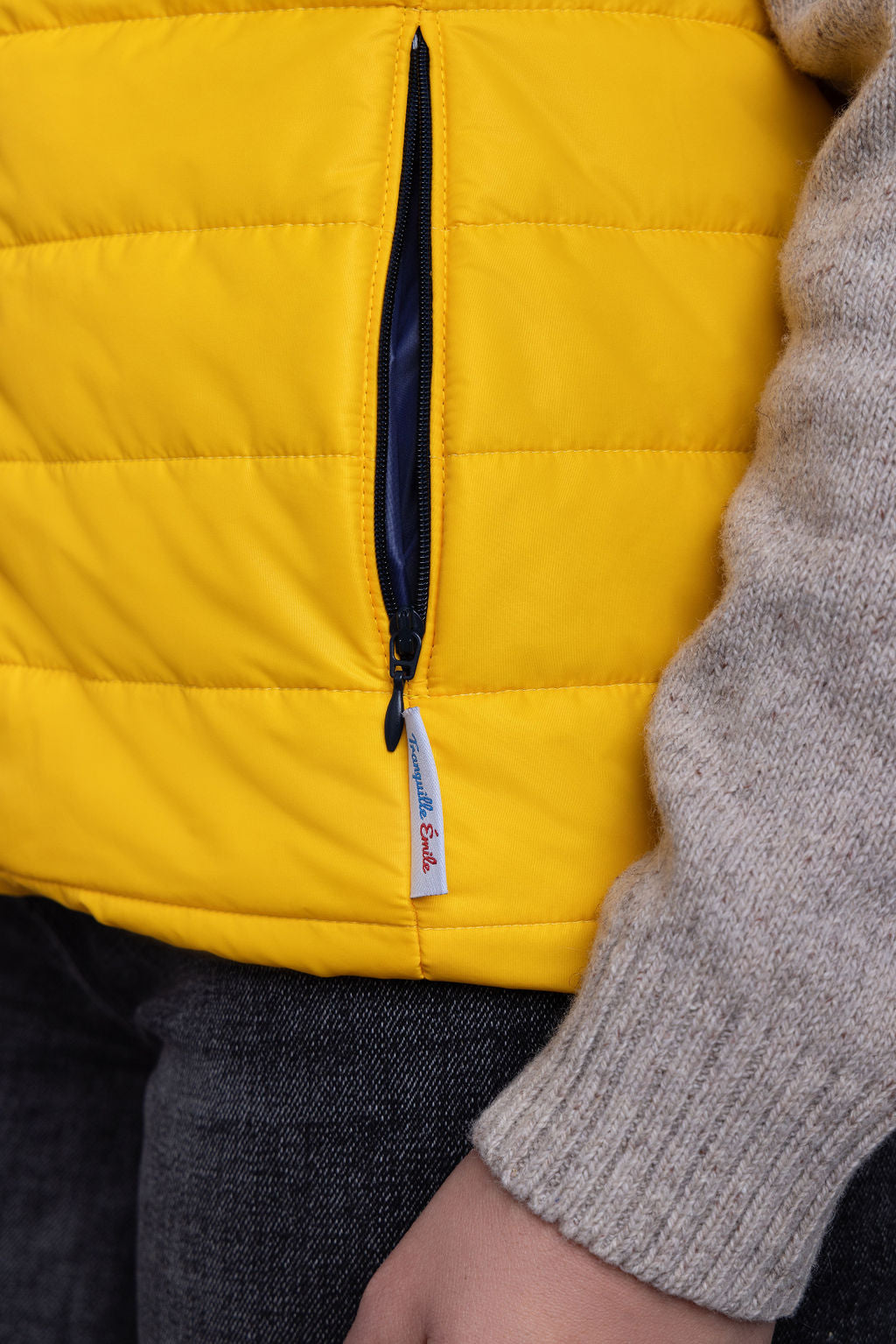 doudoune-made-in-france-jaune-sans-manche-2