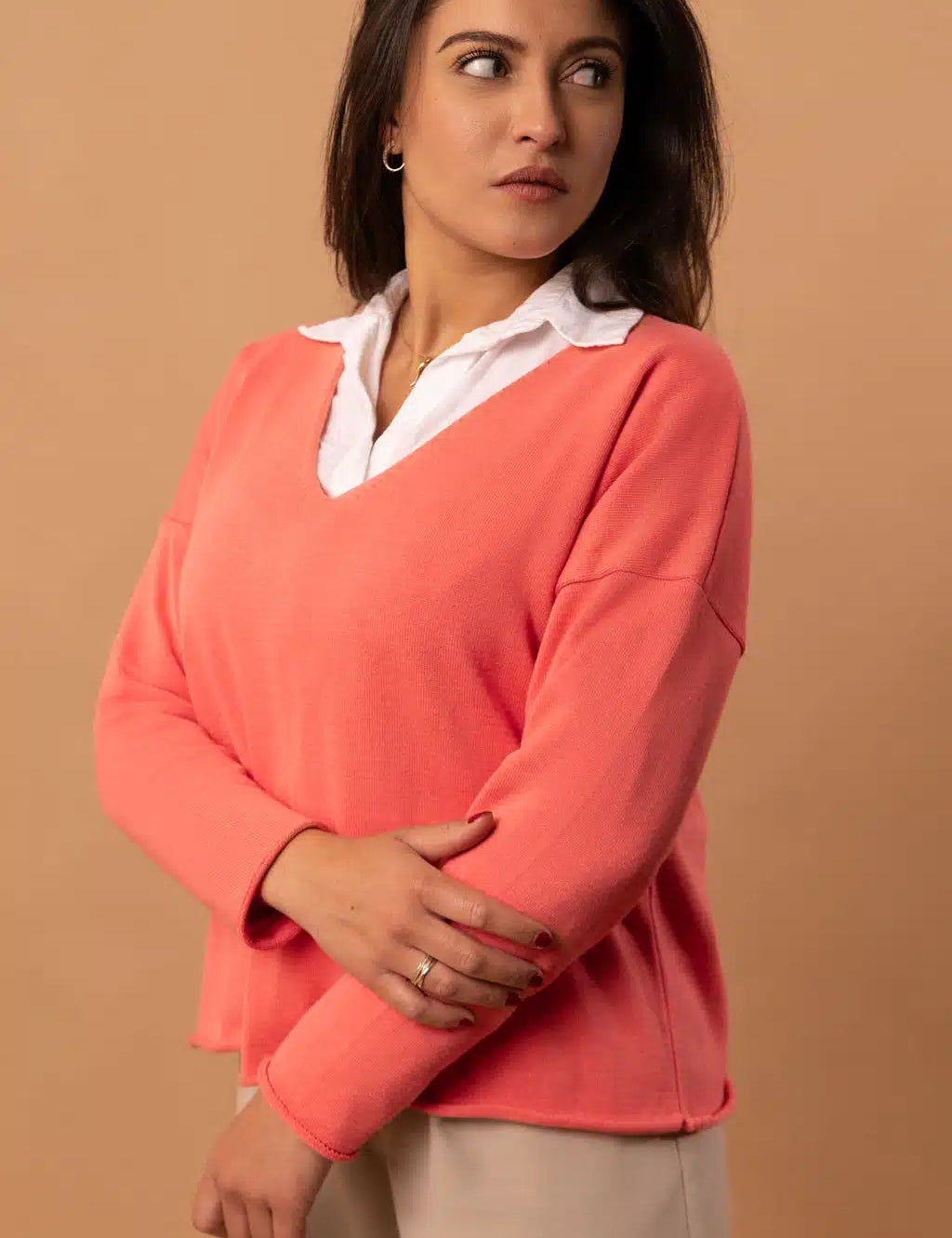 Plaisant-Femme-studio-rose_jpg.webp