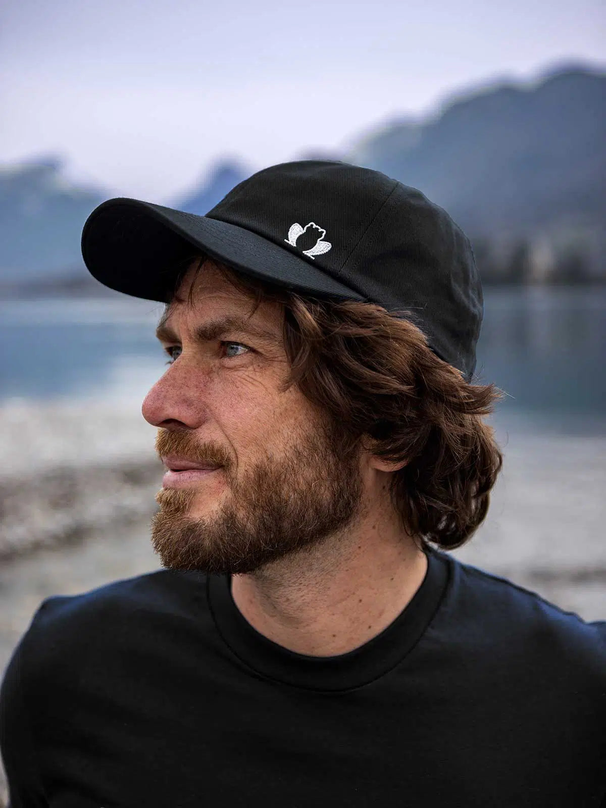 casquette-made-in-france-la-classique-noir-2022-3_jpg.webp