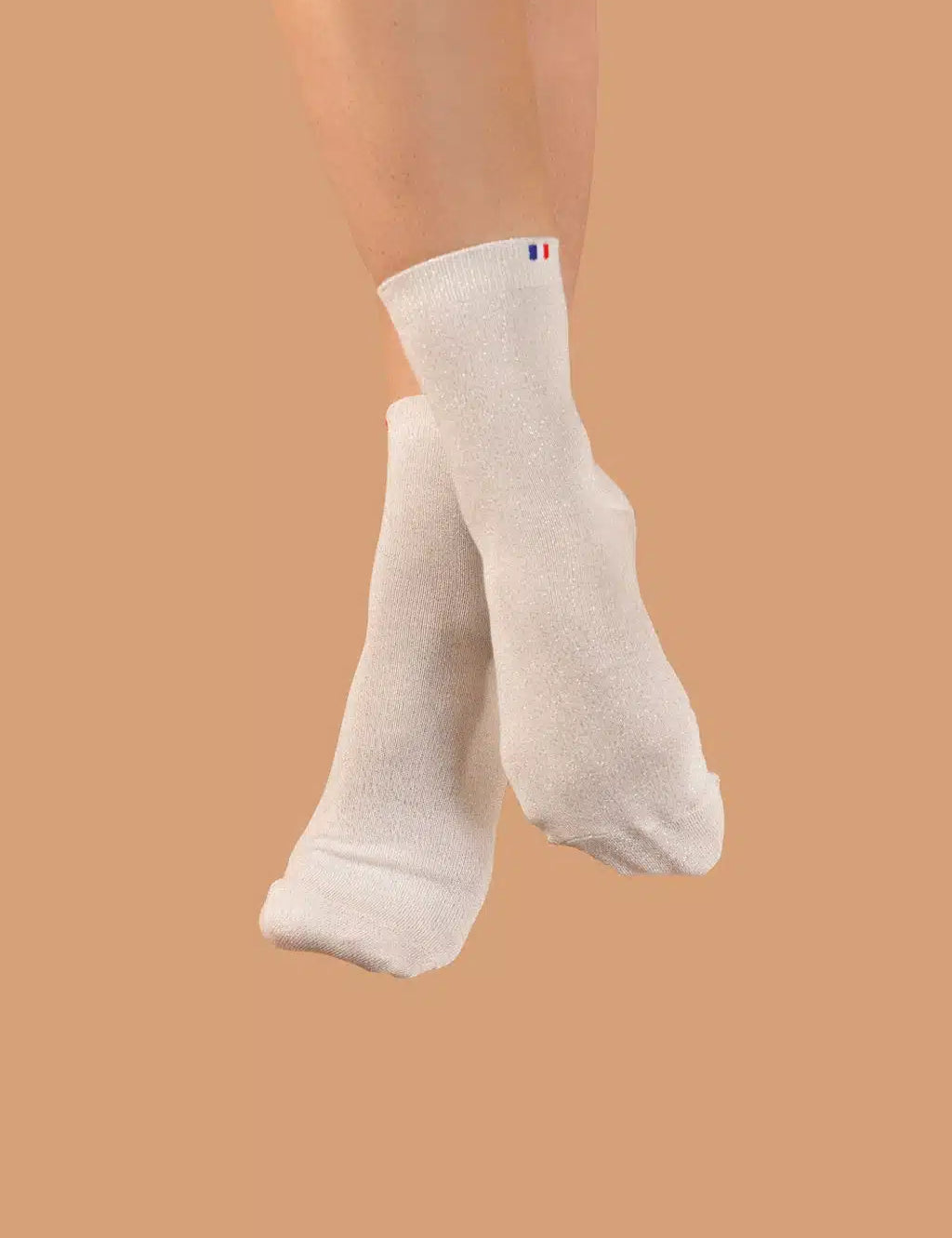chaussettes-femme-argentees-paillettes_jpg.webp