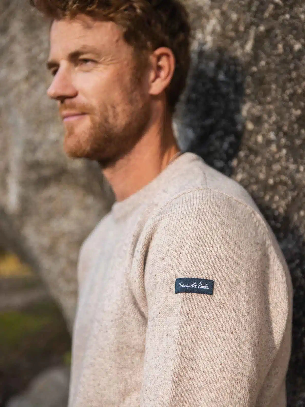 consciencieux_beige_pull_2.webp