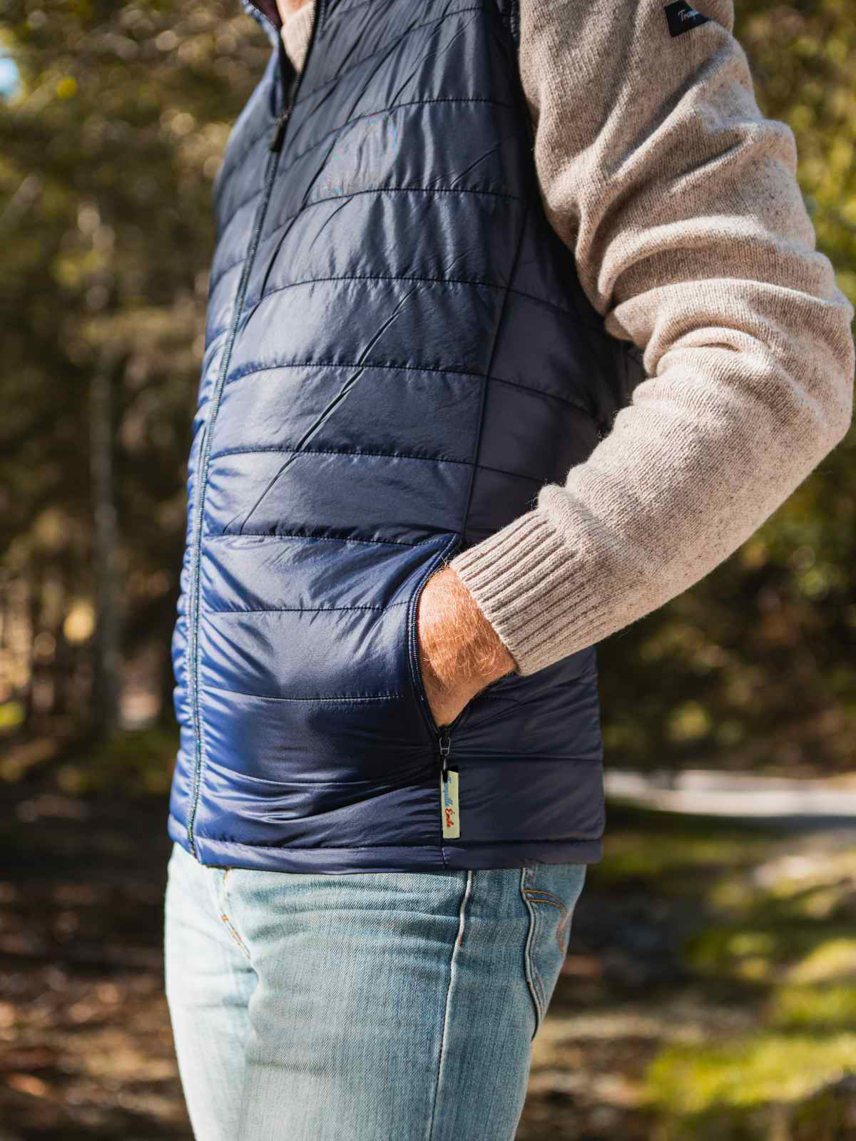 Doudoune sans manches homme bleue détail confection française - La Tempérée