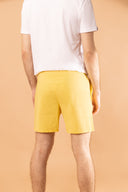 Maillot de bain homme jaune porté - Le Baigneur Tranquille Emile