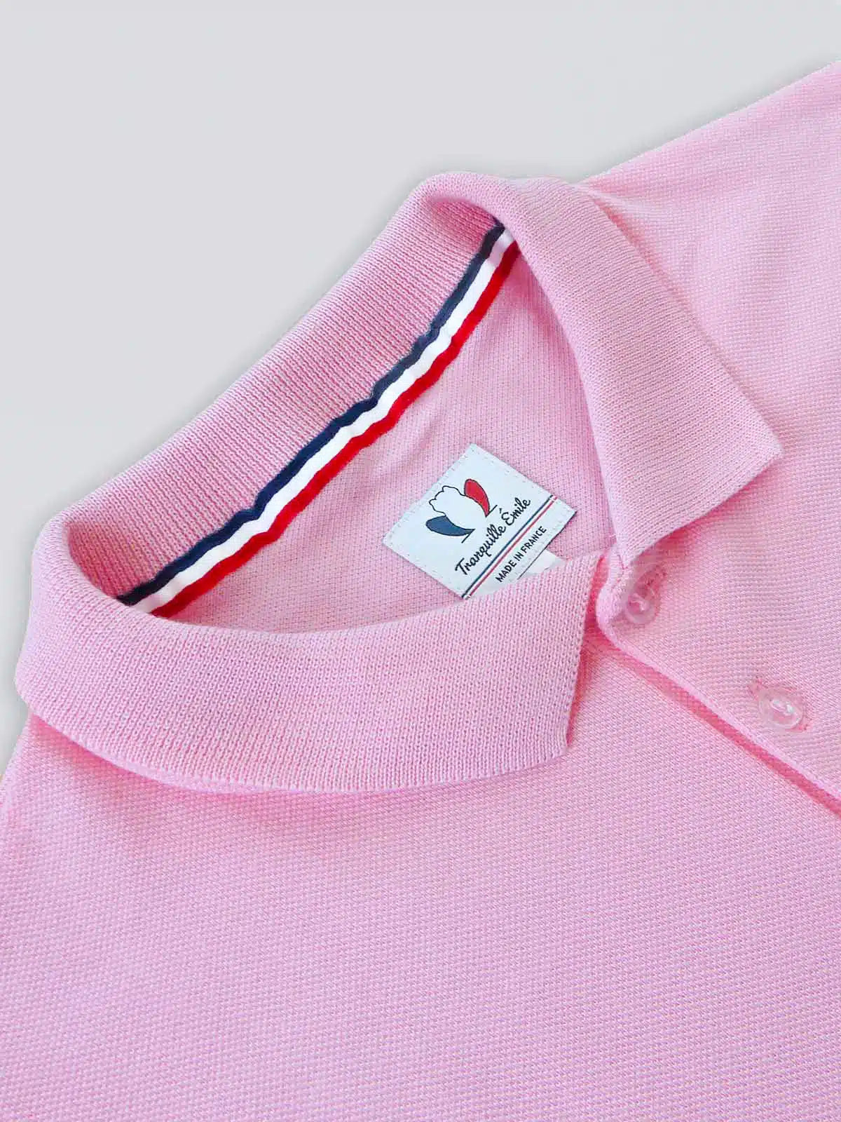 Polo homme rose porté - L'Élégant Tranquille Emile