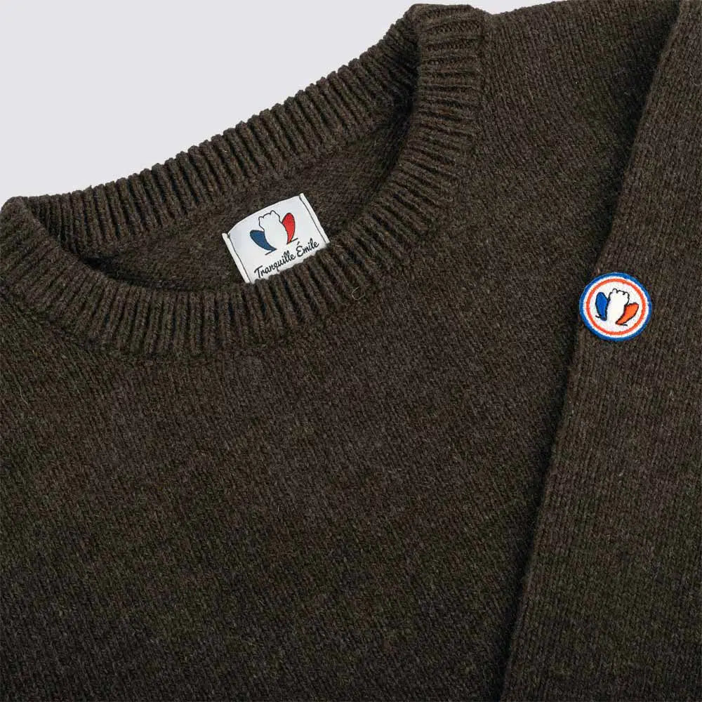 pull-laine-made-in-france-le-frileux-chocolat-3_jpg_224483ac-1413-40ef-8d32-0edb29b42c0d.webp