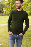 Pull marin homme kaki en coton bio confectionné en France - Le Matelot vue de face