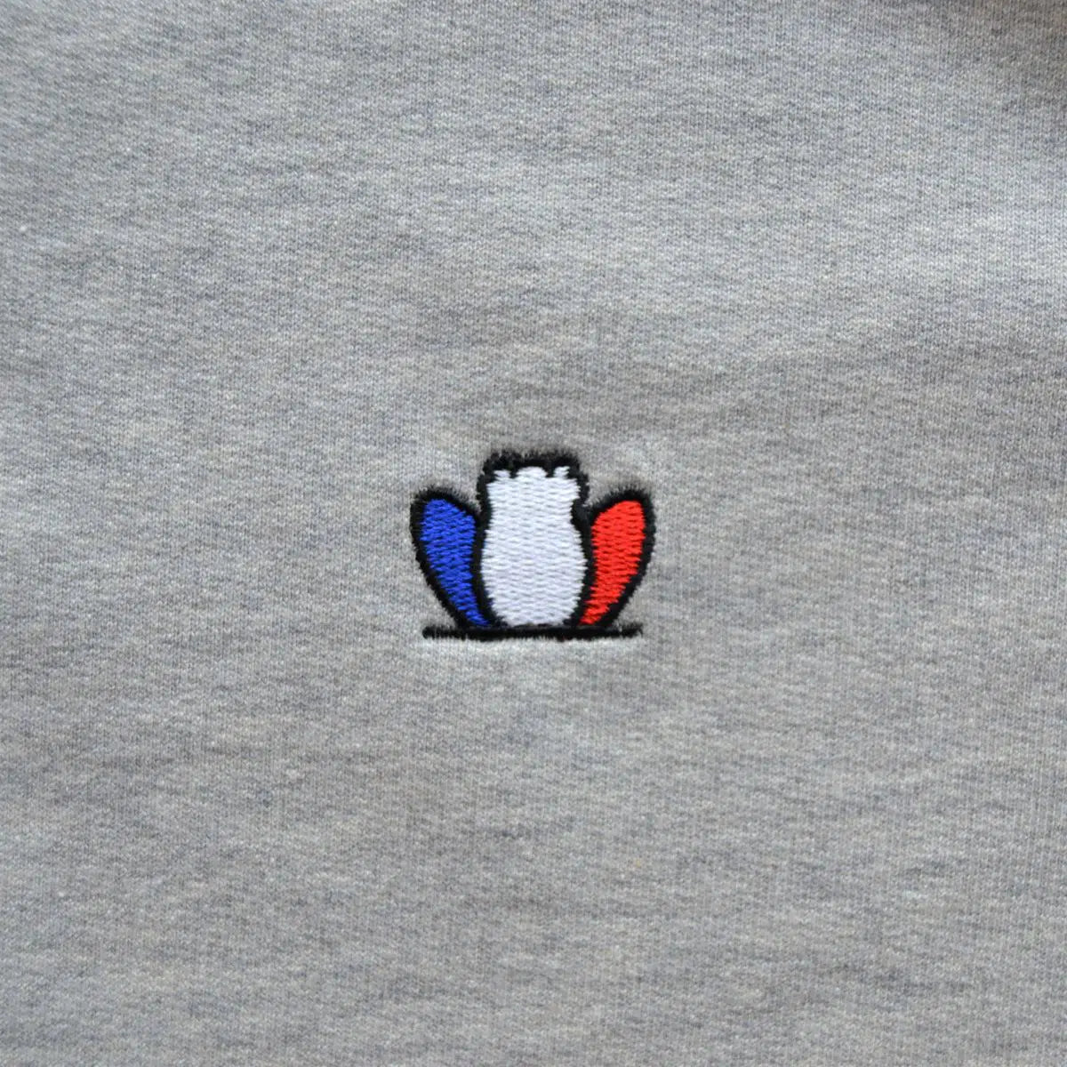 Sweat unisexe gris chiné détail broderie tricolore - Le Chiller confection française