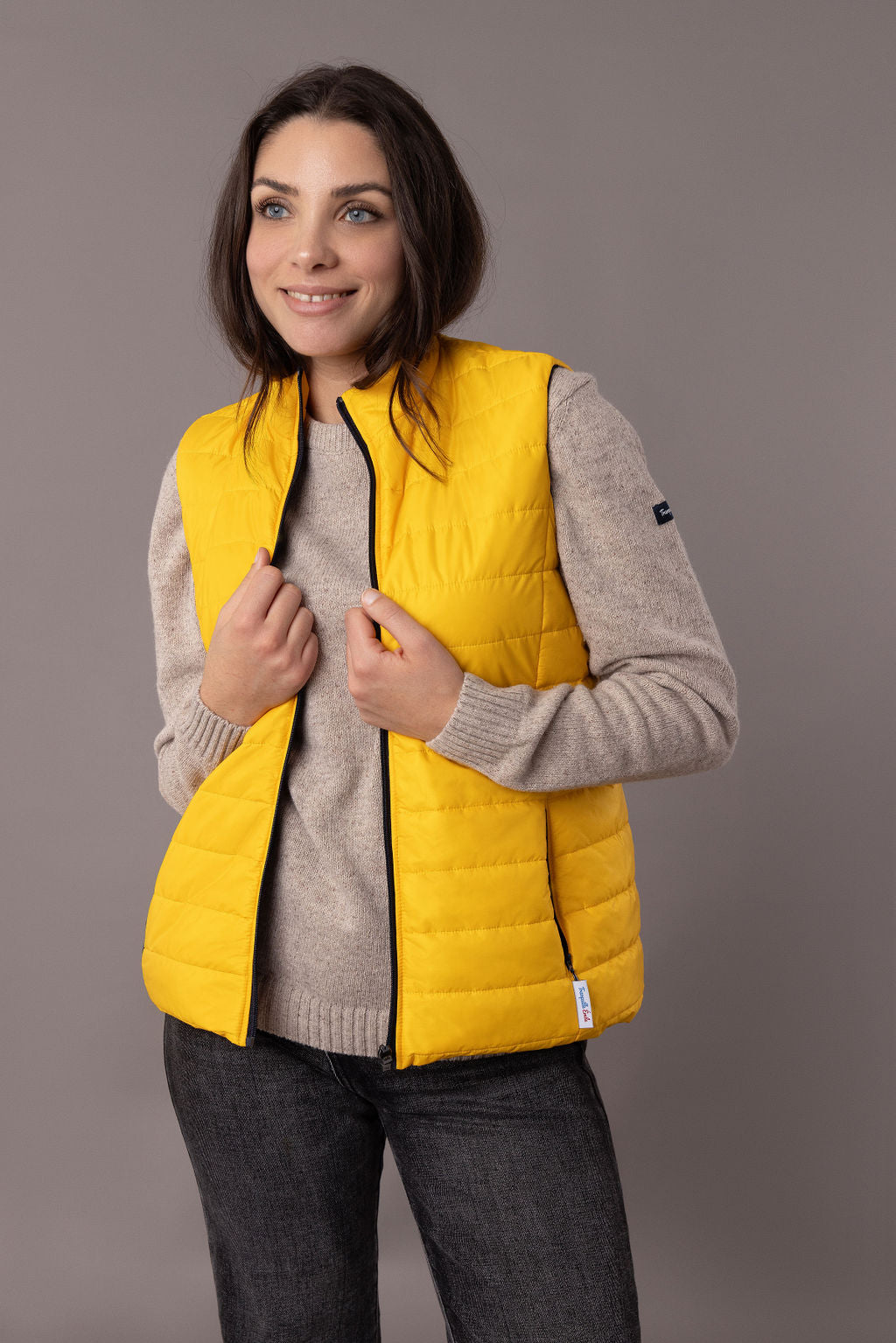 dioudoune-sans-manche-jaune-made-in-france-femme-2