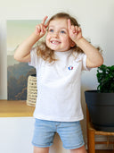 T-shirt enfant blanc porté - Le petit Authentique Tranquille Emile