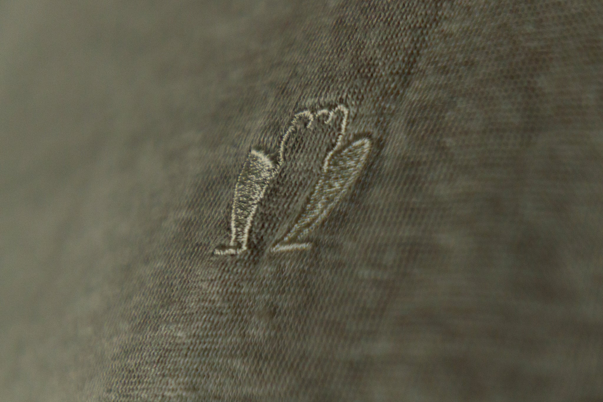 tshirt-authentique-vert-sauge-fabrique-en-france.jpg