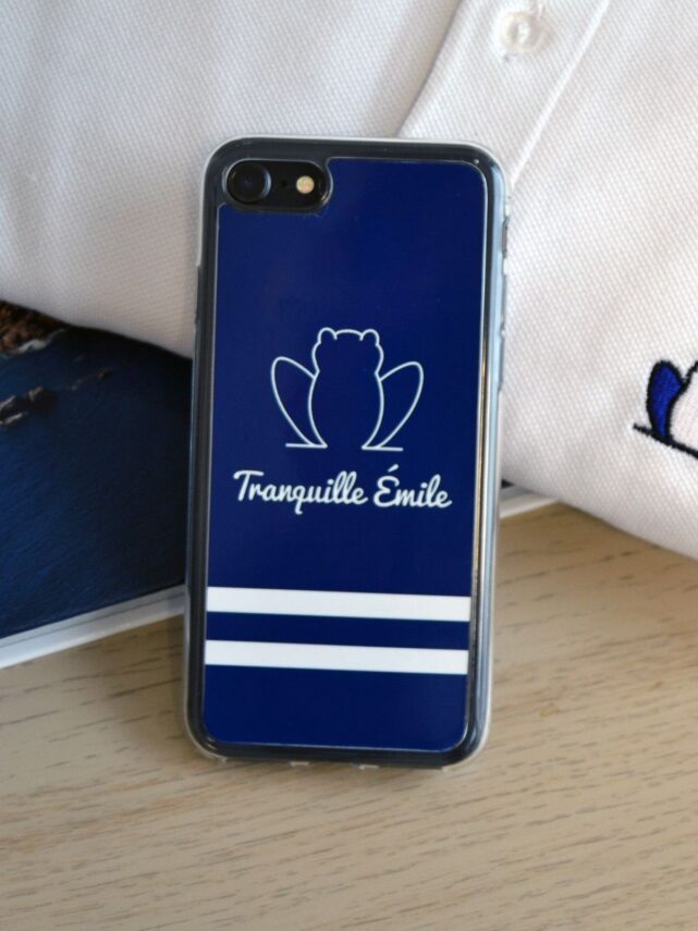 coque-iphone-made-in-france-tranquille-emile-bleu