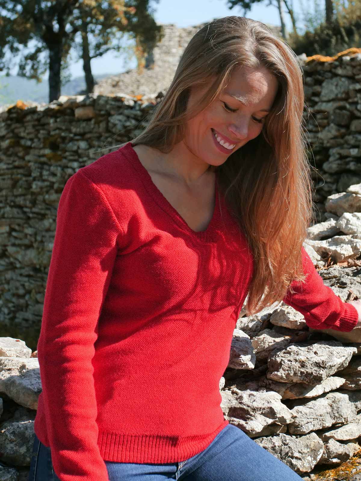 pull-made-in-france-femme-le-minutieux-rouge-3